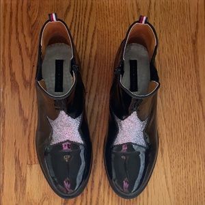 Tommy Hilfiger shiny black and sparkle booties
